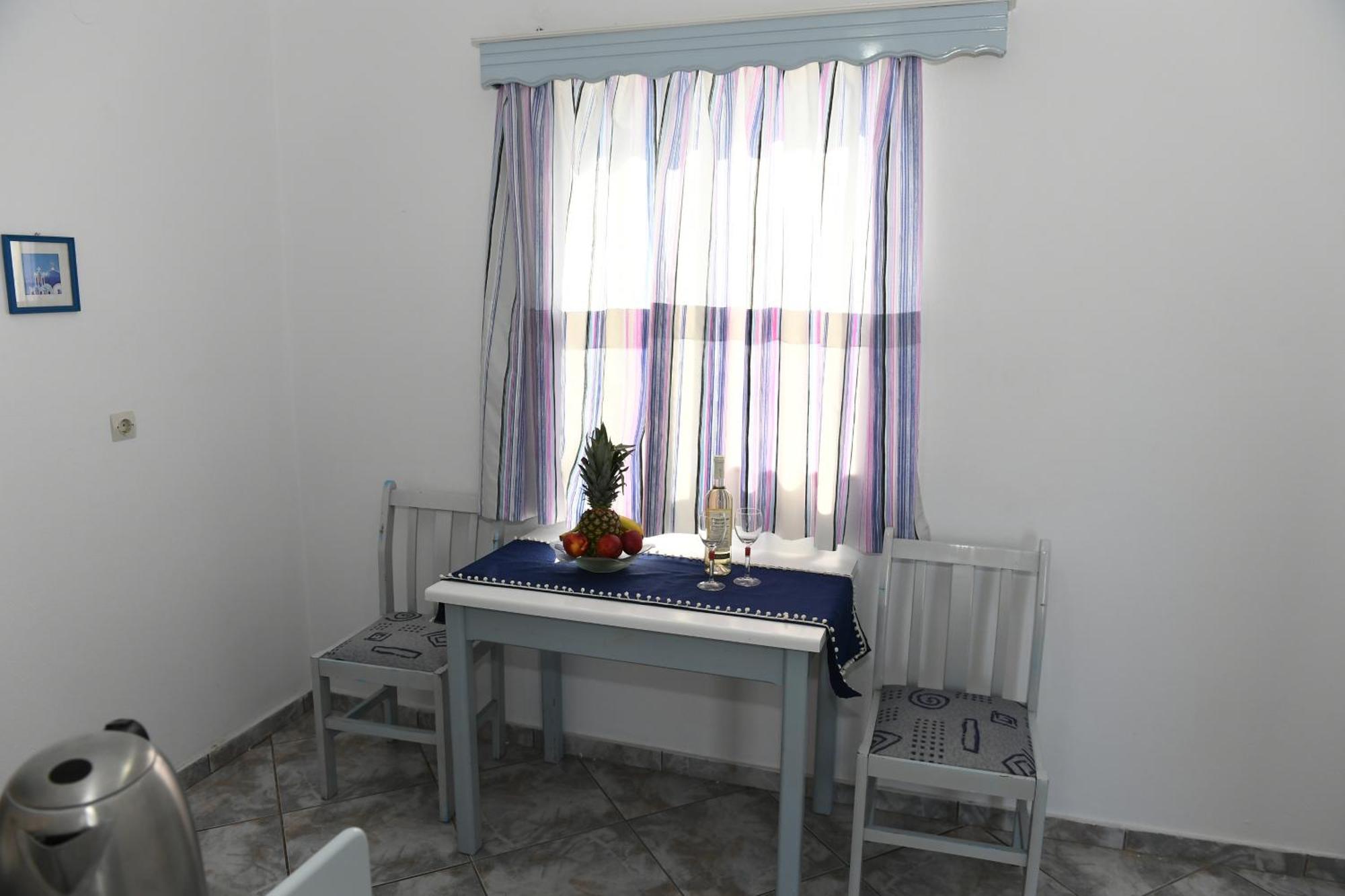 Mimis Apartment *